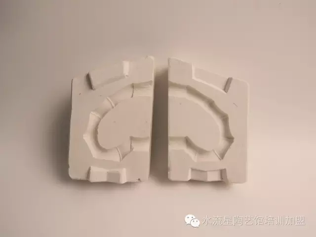 1475204045907262.png 5ed6e51_愛奇藝.png