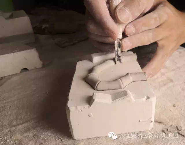 1475206118614296.png 70a4abe_愛奇藝.png