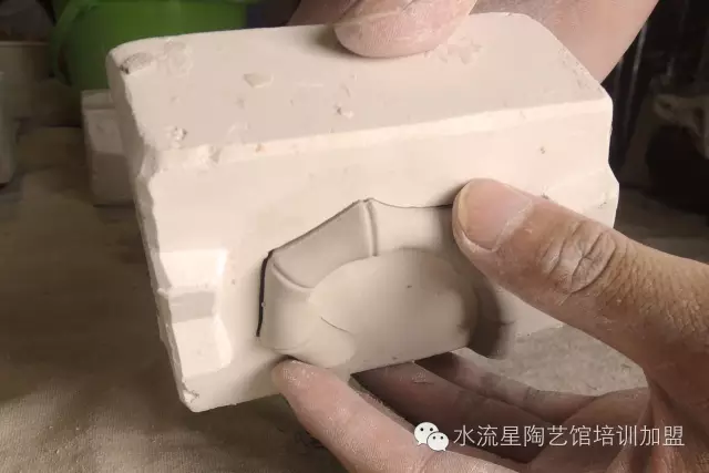 1475206131645428.png 731eeb1_愛奇藝.png