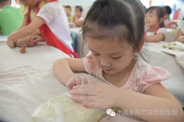 1476238116277572.png 3754afc_愛奇藝.png