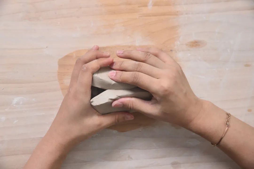 1665728143950893.jpg 1665728143950893.jpg